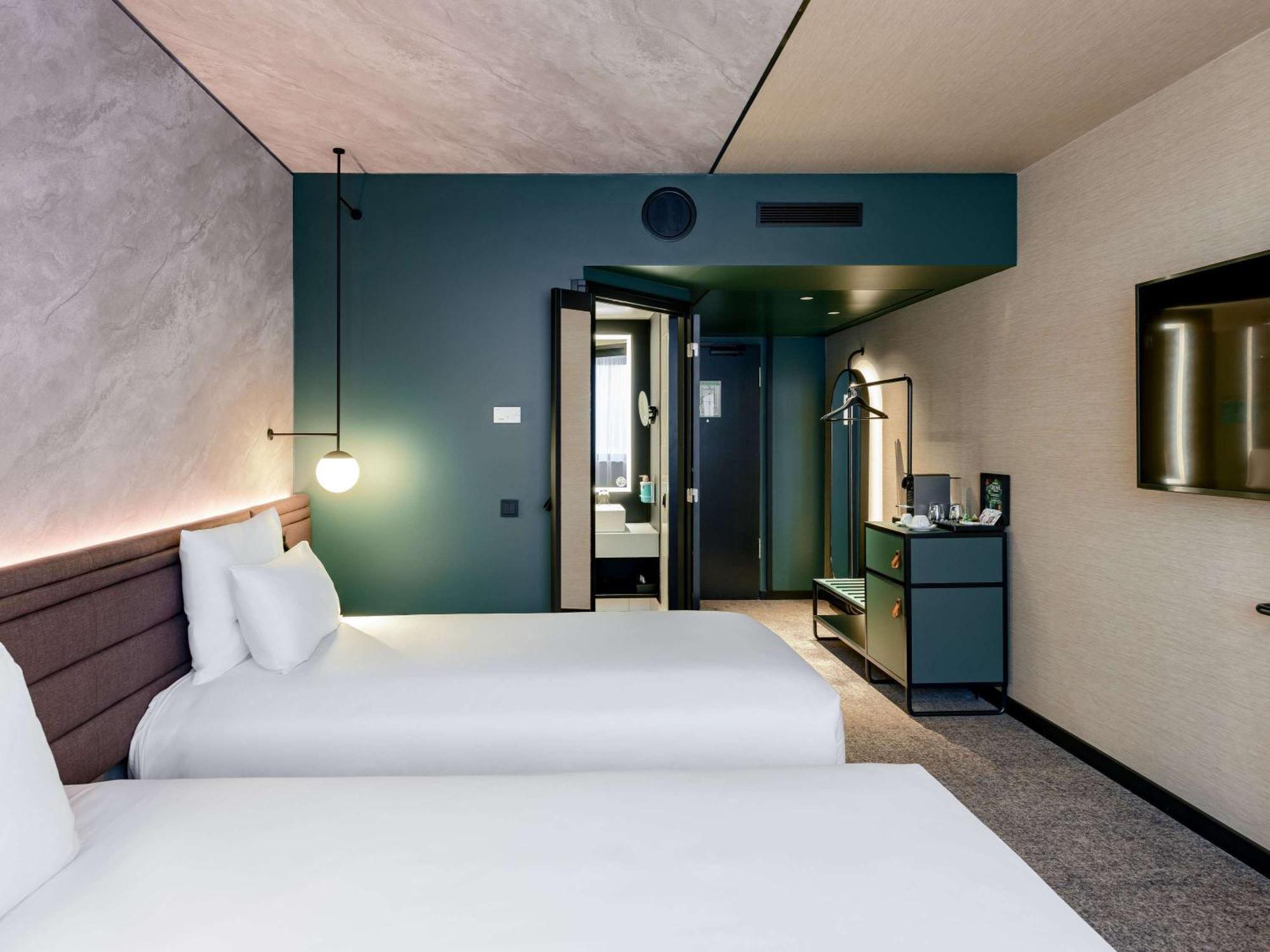 Novotel Muenchen Airport - Newly Renovated 4*