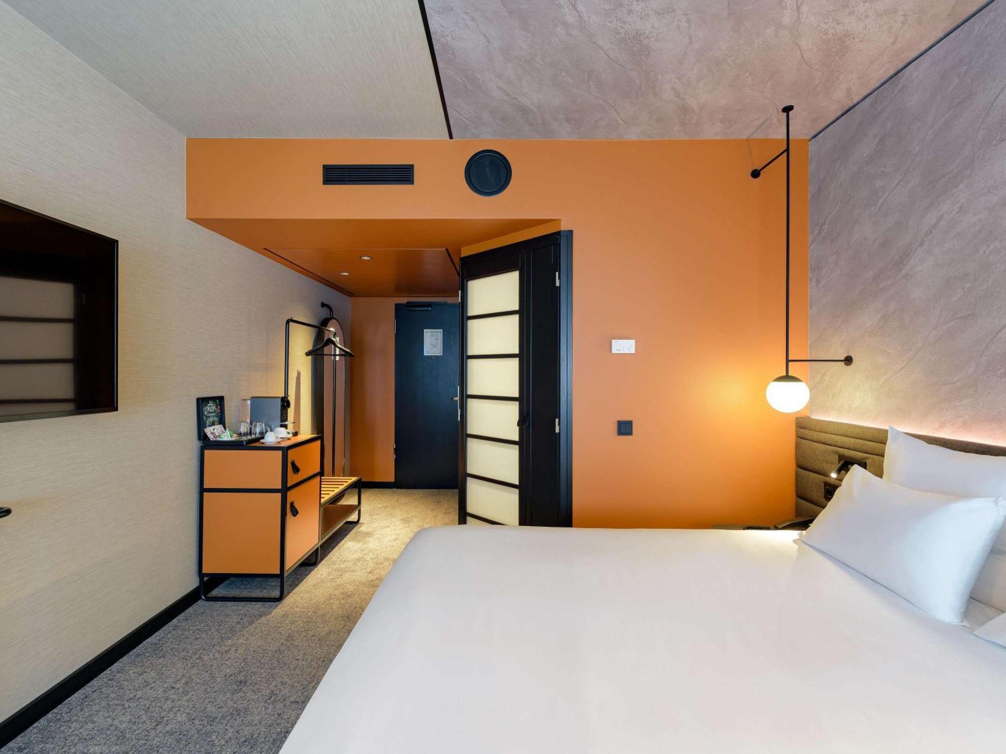 Novotel Muenchen Airport - Newly Renovated Hotel
